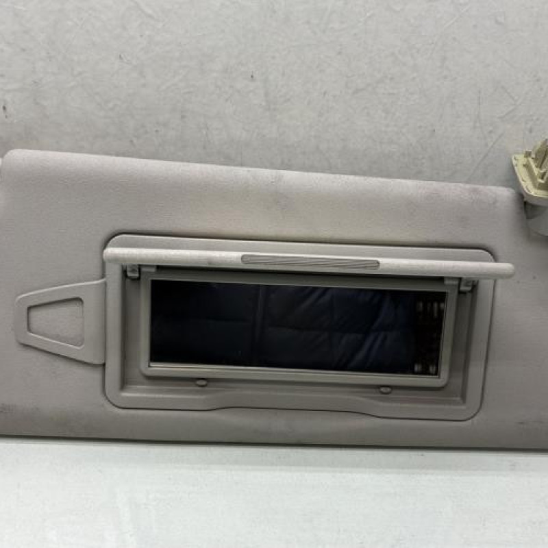 Pare soleil droit MERCEDES CLASSE C 204 Photo n°1