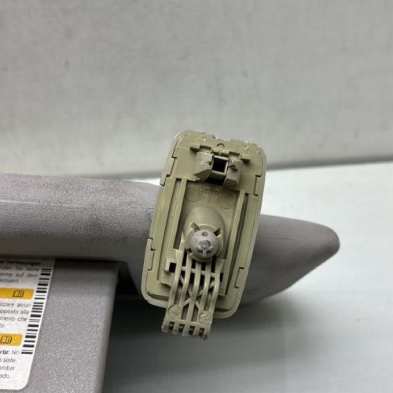 Pare soleil droit MERCEDES CLASSE C 204 Photo n°2