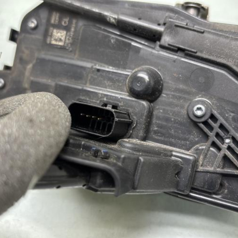 Serrure avant gauche FORD PUMA 2 Photo n°5