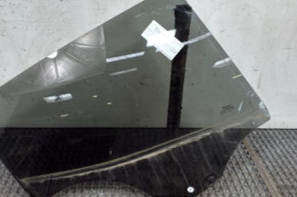 Vitre arriere droit RENAULT CLIO 5 Photo n°1