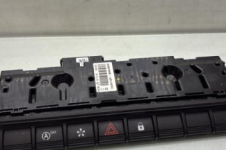 Bouton de warning RENAULT CLIO 5 Photo n°1