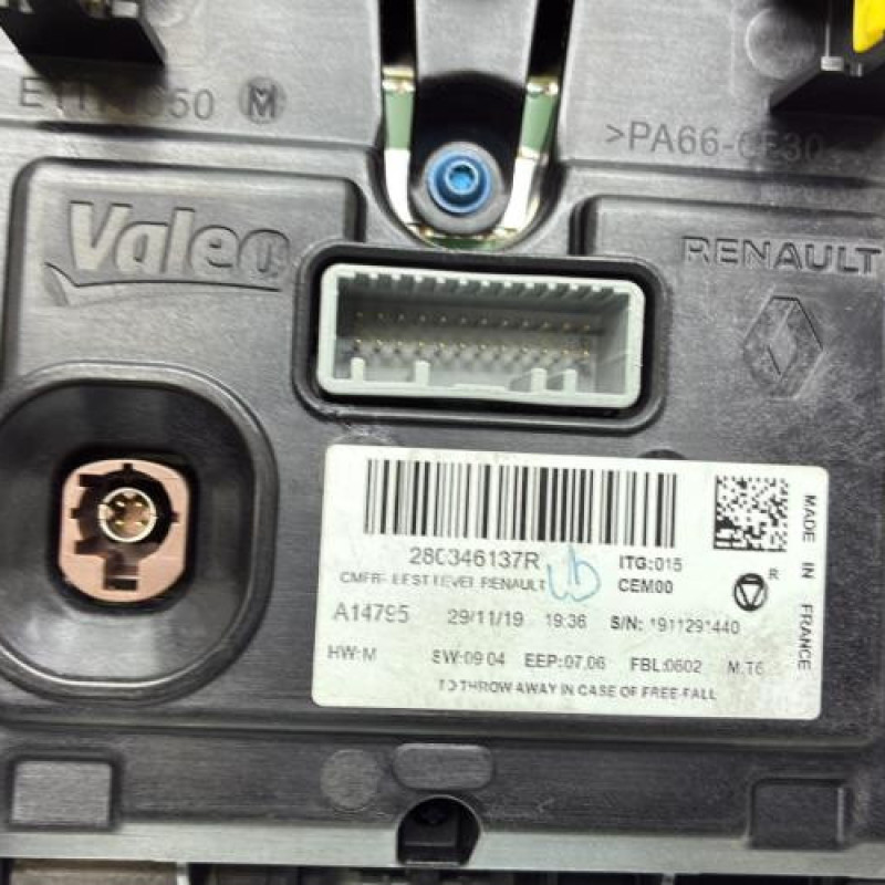 Ecran GPS RENAULT CLIO 5 Photo n°3