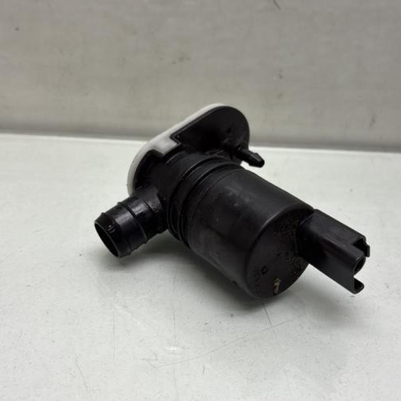 Pompe lave glace avant RENAULT CLIO 5 Photo n°1