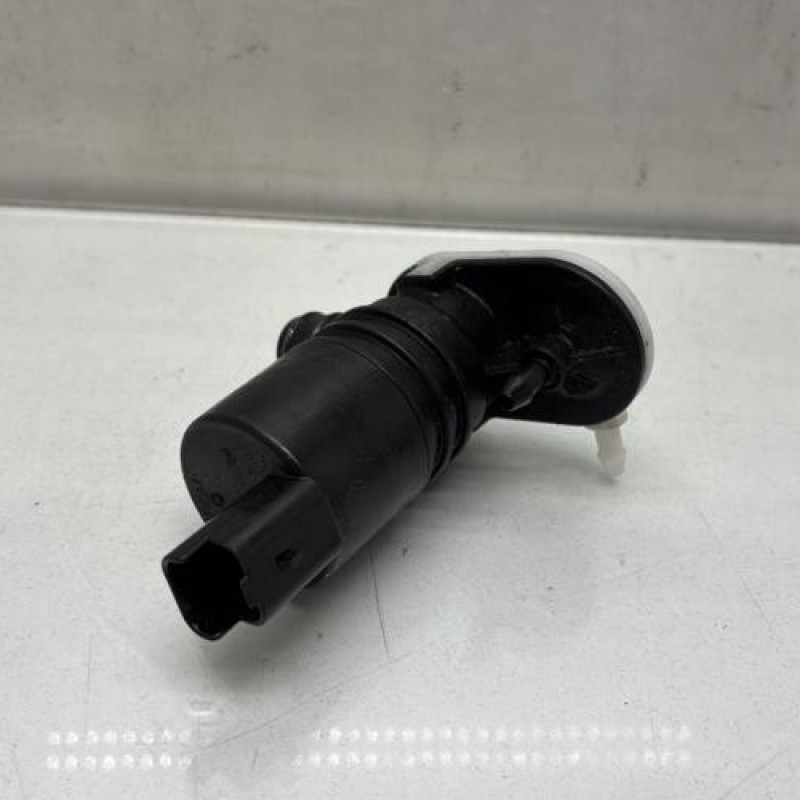 Pompe lave glace avant RENAULT CLIO 5 Photo n°2