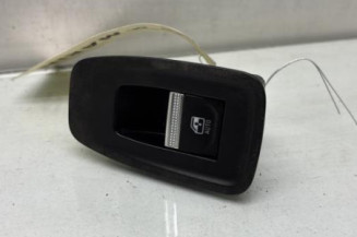 Interrupteur de leve vitre avant droit RENAULT CLIO 5 Photo n°1