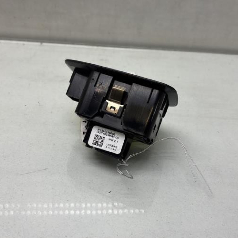 Interrupteur de leve vitre avant droit RENAULT CLIO 5 Photo n°2