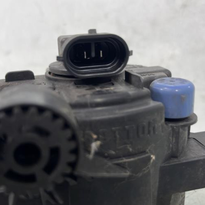 Anti brouillard droit (feux) PEUGEOT 308 2 SW Photo n°3