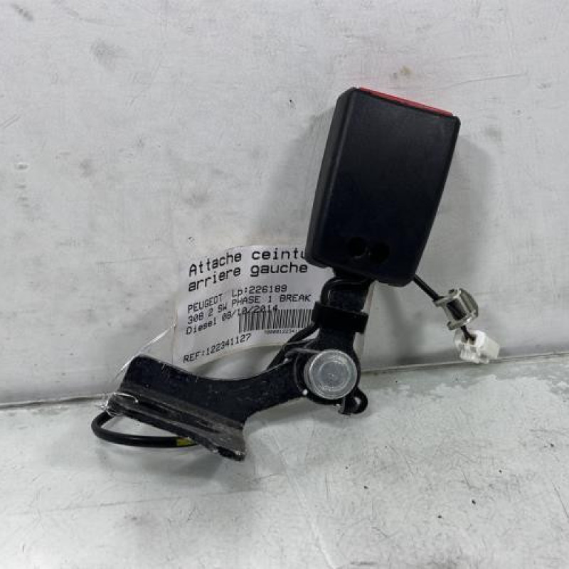 Attache ceinture arriere gauche PEUGEOT 308 2 SW Photo n°2