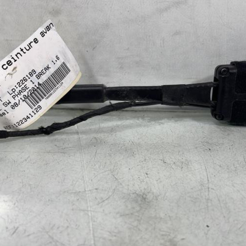 Attache ceinture avant gauche PEUGEOT 308 2 SW Photo n°1