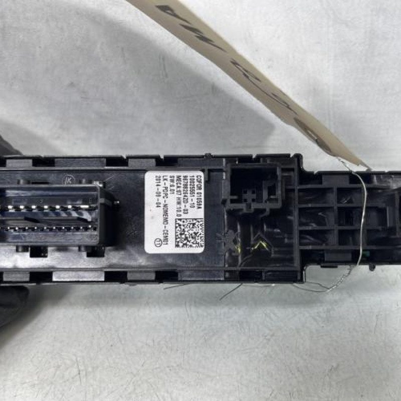 Interrupteur de leve vitre avant gauche PEUGEOT 308 2 SW Photo n°2