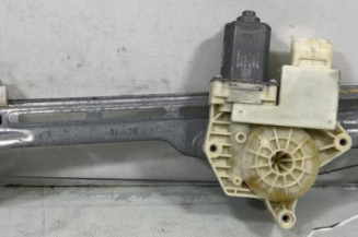 Leve vitre electrique arriere droit PEUGEOT 308 2 SW Photo n°1