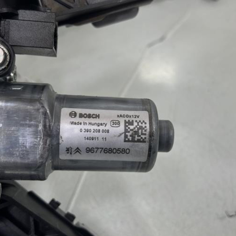 Moteur essuie glace arriere PEUGEOT 308 2 SW Photo n°4