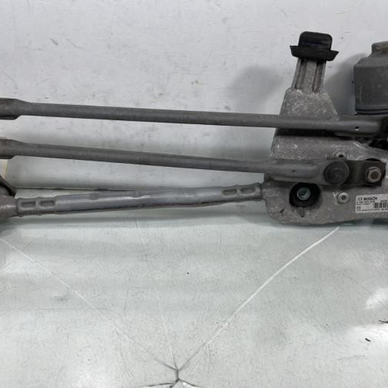 Moteur essuie glace avant PEUGEOT 308 2 SW Photo n°1