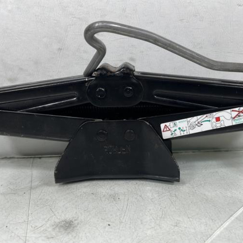 Cric PEUGEOT 308 2 SW Photo n°1