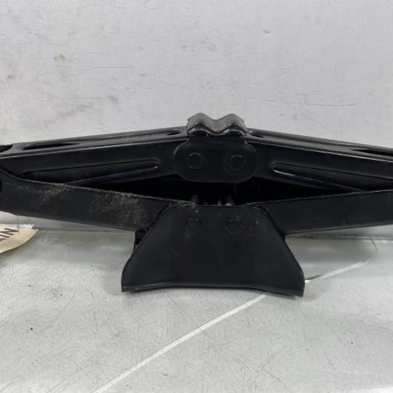 Cric PEUGEOT 308 2 SW Photo n°3