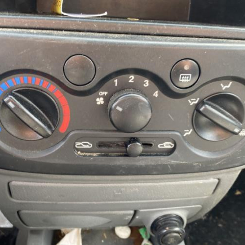 Optique avant principal gauche (feux)(phare) DAEWOO KALOS Photo n°11