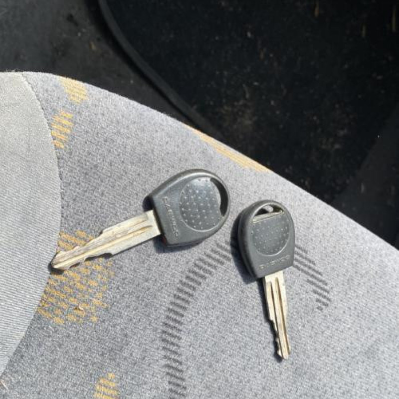 Optique avant principal gauche (feux)(phare) DAEWOO KALOS Photo n°13