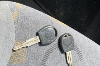 Serrure avant droit DAEWOO KALOS