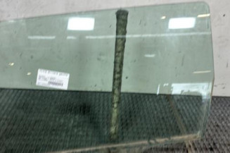 Vitre arriere gauche PEUGEOT 307 Photo n°1