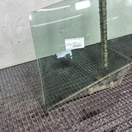 Vitre arriere gauche PEUGEOT 307