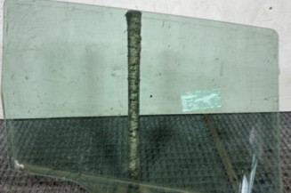 Vitre arriere gauche PEUGEOT 307