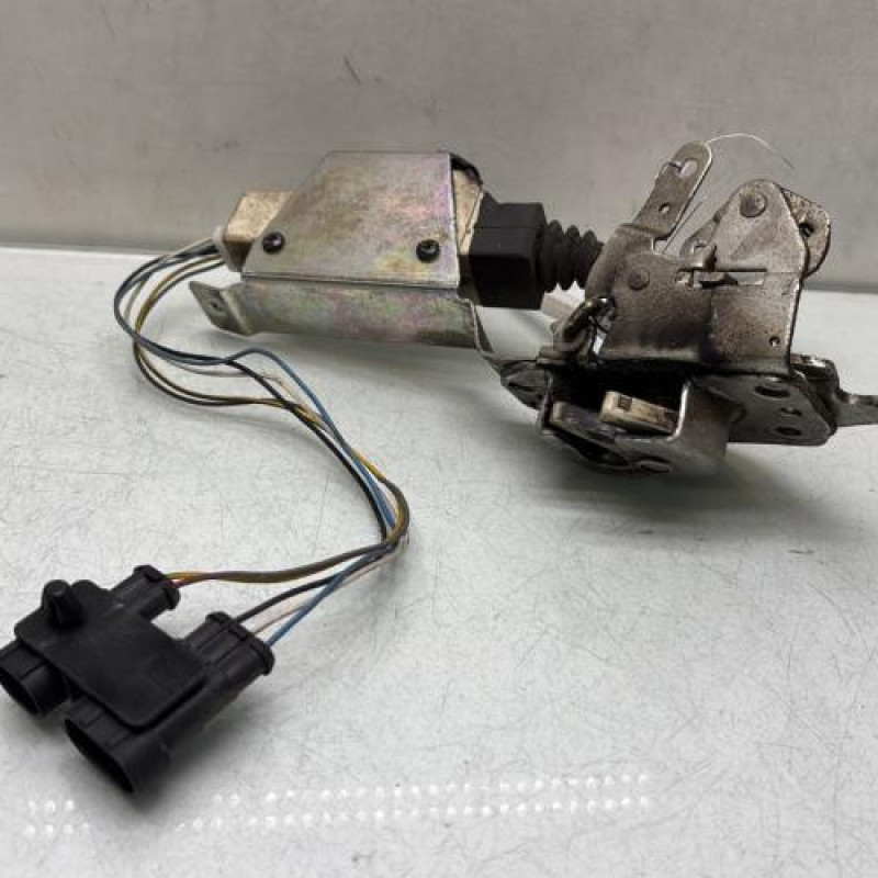 Serrure avant droit FIAT PANDA 1 Photo n°1