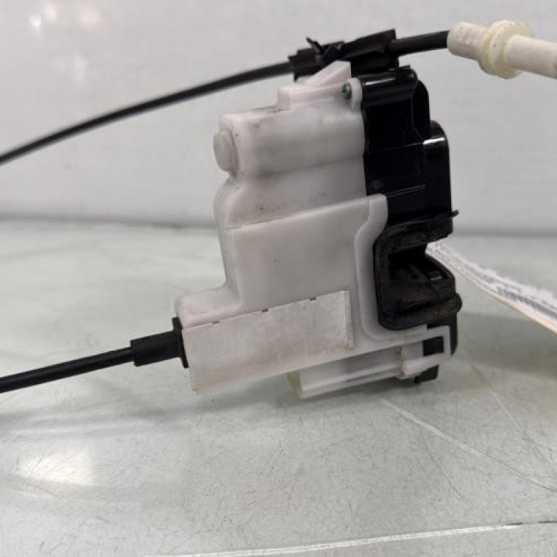 Serrure avant gauche FIAT 500 2 Photo n°3