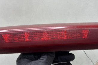 Feu arriere stop central OPEL CORSA D Photo n°1