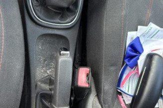 Feu arriere stop central OPEL CORSA D