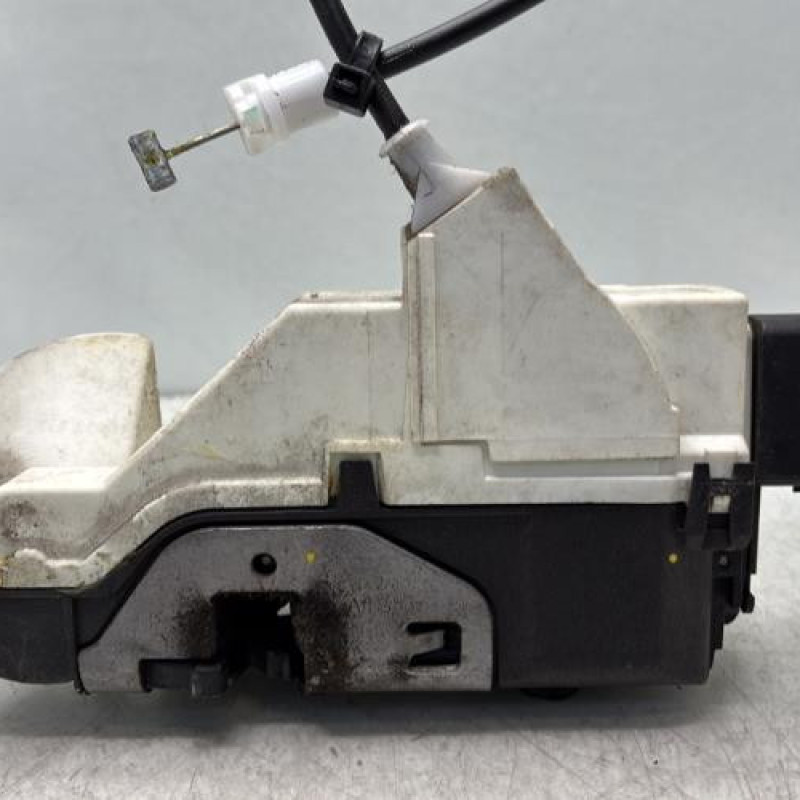 Serrure avant gauche PEUGEOT 207 Photo n°4