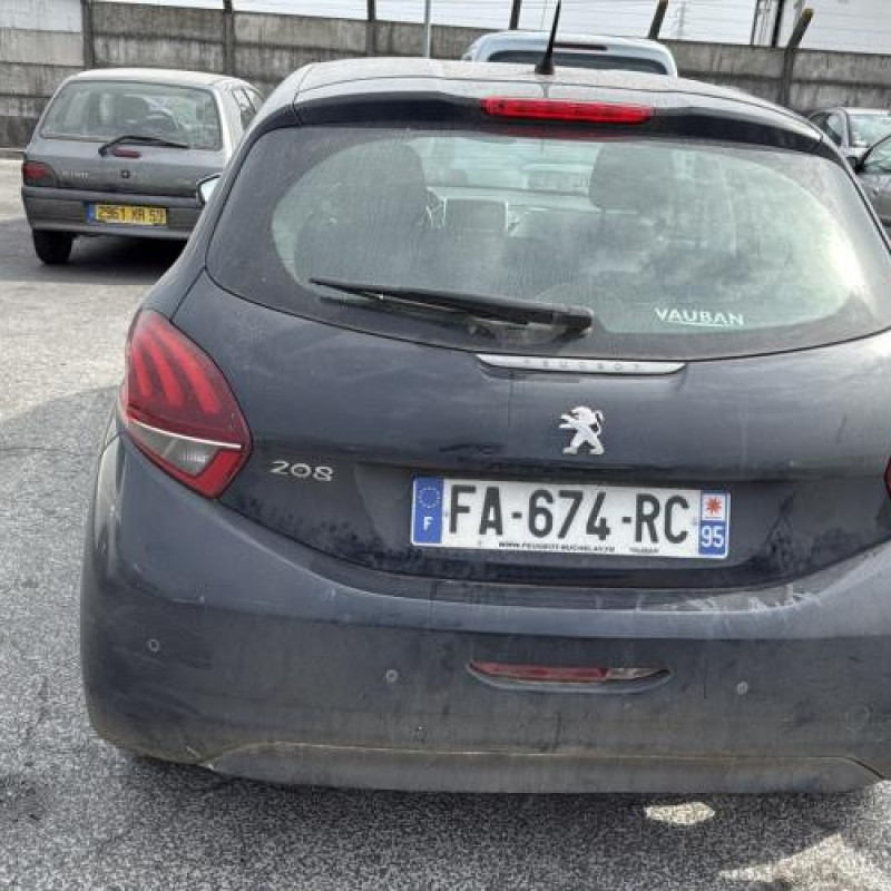 Anti brouillard droit (feux) PEUGEOT 208 1 Photo n°9