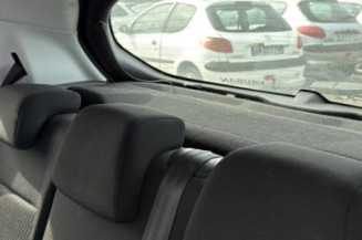 Anti brouillard gauche (feux) PEUGEOT 208 1