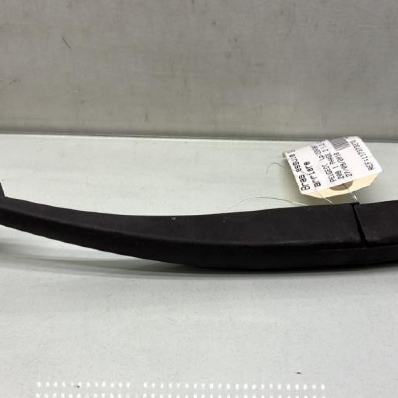 Bras essuie glace arriere PEUGEOT 208 1 Photo n°1