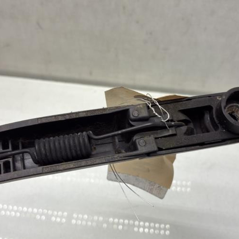 Bras essuie glace arriere PEUGEOT 208 1 Photo n°4