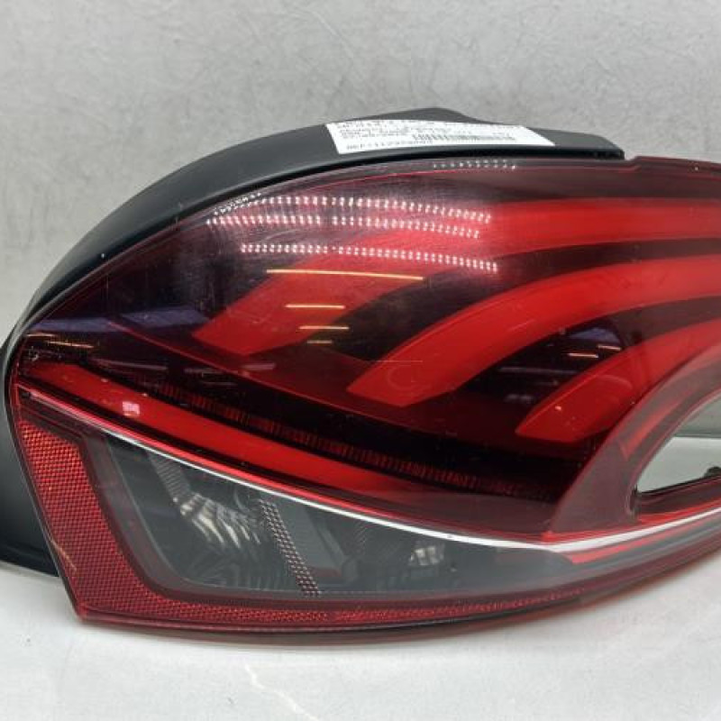 Feu arriere principal droit (feux) PEUGEOT 208 1 Photo n°1