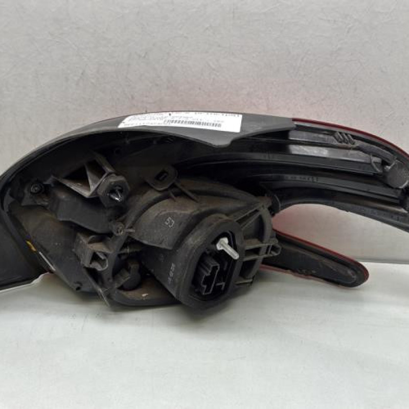 Feu arriere principal gauche (feux) PEUGEOT 208 1 Photo n°2