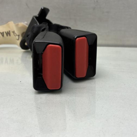 Attache ceinture arriere droit PEUGEOT 208 1 Photo n°1
