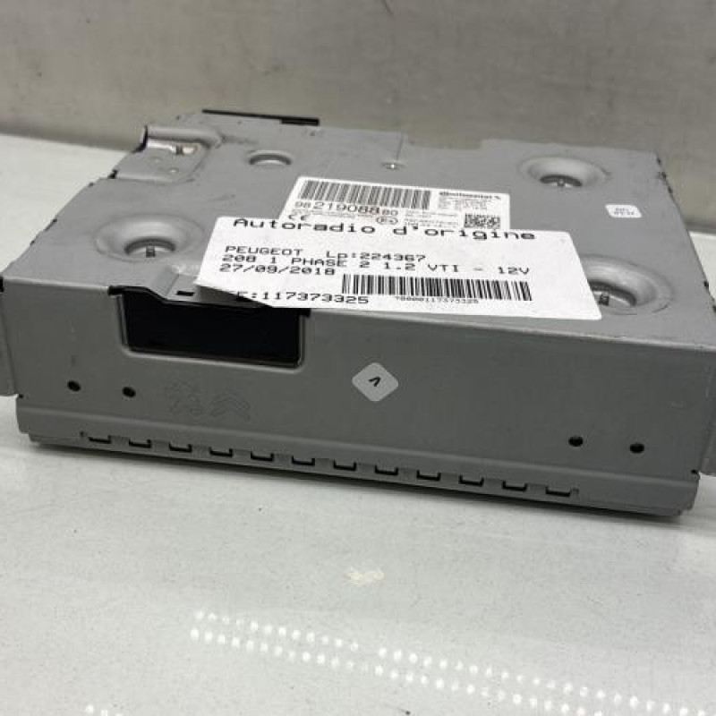 Autoradio d'origine PEUGEOT 208 1 Photo n°1
