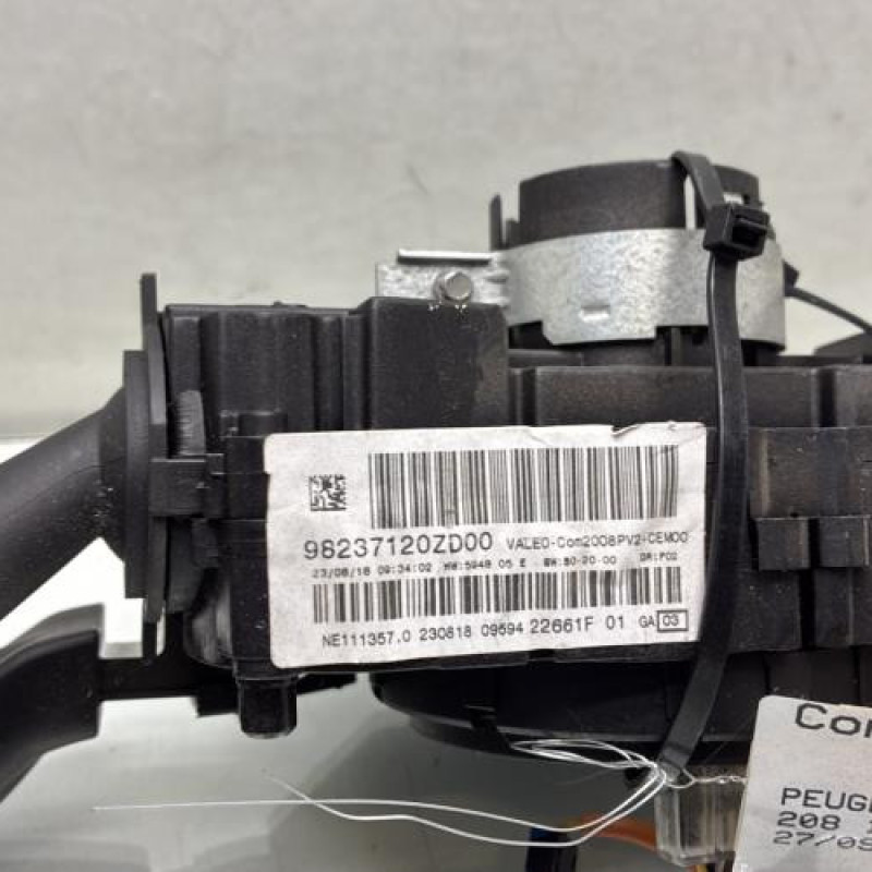 Com (Bloc Contacteur Tournant+Commodo Essuie Glace+Commodo Phare) PEUGEOT 208 1 Photo n°5