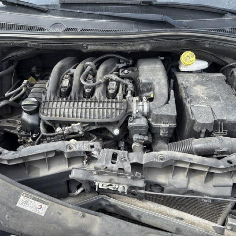 Interrupteur de leve vitre arriere droit PEUGEOT 208 1 Photo n°13