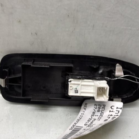 Interrupteur de leve vitre avant droit PEUGEOT 208 1