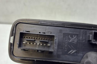 Interrupteur de leve vitre avant gauche PEUGEOT 208 1