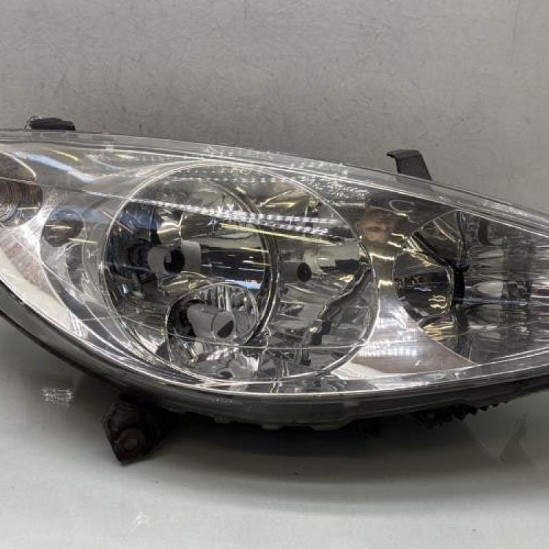 Optique avant principal droit (feux)(phare) PEUGEOT 307 Photo n°1