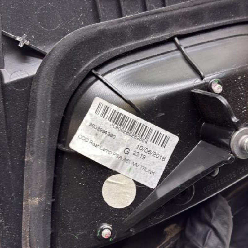 Feu arriere secondaire gauche (feux) CITROEN C3 2 Photo n°3