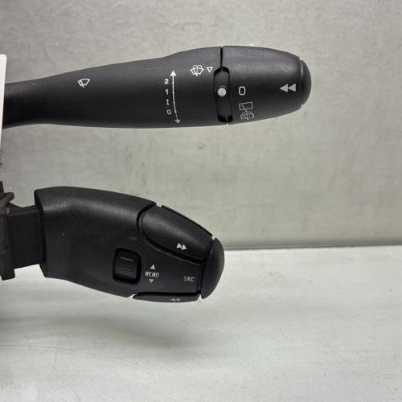 Com (Bloc Contacteur Tournant+Commodo Essuie Glace+Commodo Phare) PEUGEOT PARTNER 2 Photo n°12