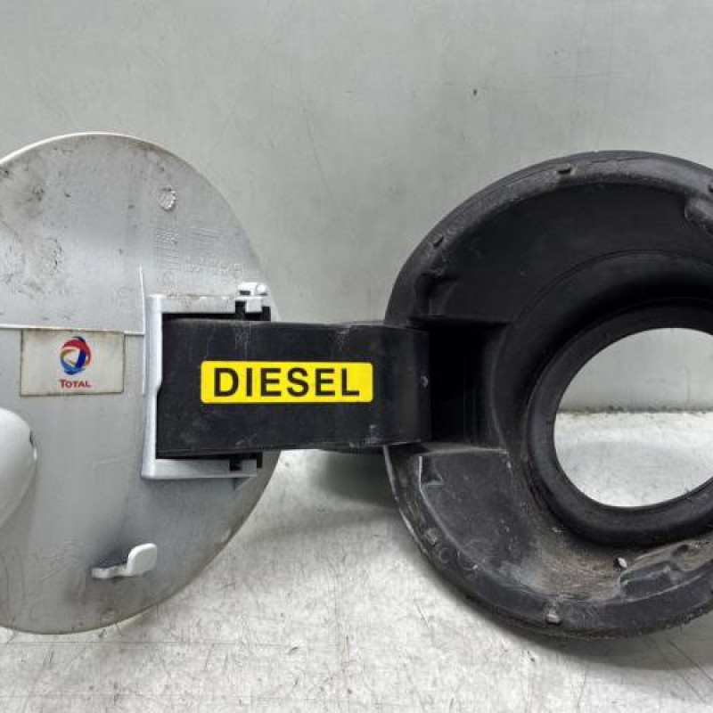 Trappe d'essence PEUGEOT 208 1 Photo n°3