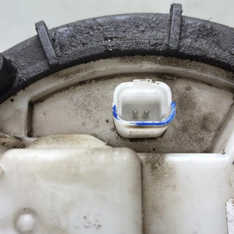 Pompe à carburant PEUGEOT 208 1 Photo n°4