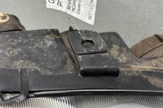 Optique avant principal droit (feux)(phare) RENAULT MEGANE 1