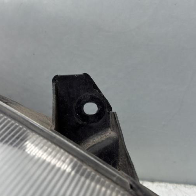 Optique avant principal droit (feux)(phare) RENAULT MEGANE 1 Photo n°3