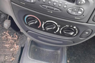 Optique avant principal droit (feux)(phare) RENAULT MEGANE 1